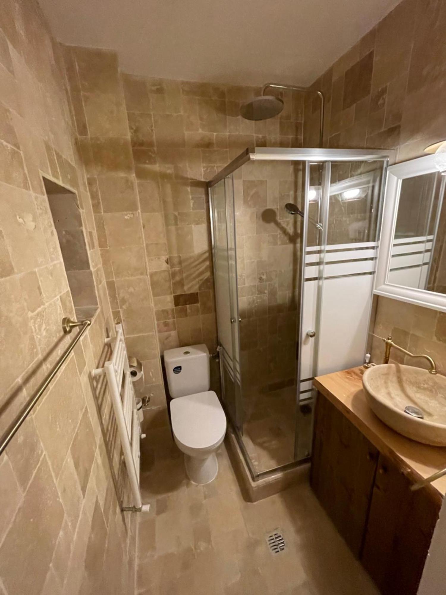 Hotel Casa Romaneasca Otopeni Bagian luar foto